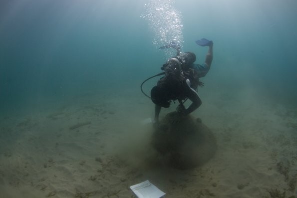 cleaning taino reef